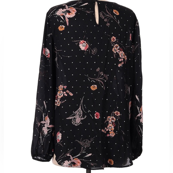 Maurices NWOT Women’s Top Blouse Tunic Black Flowers Glitter Dots Medium M - Picture 2 of 7